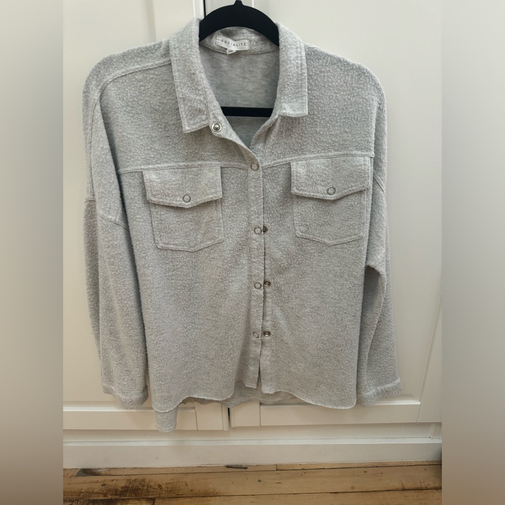 SOCIALITE Oversized Button Up size:M